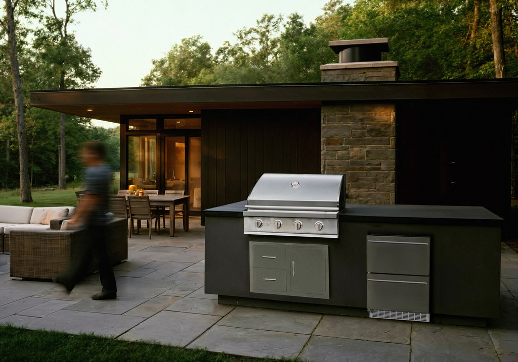 Summerset Sizzler 40-Inch 5-Burner Built-in Gas Grill