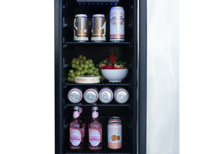 Summerset 15-inch Outdoor Rated Fridge with Stainless Door